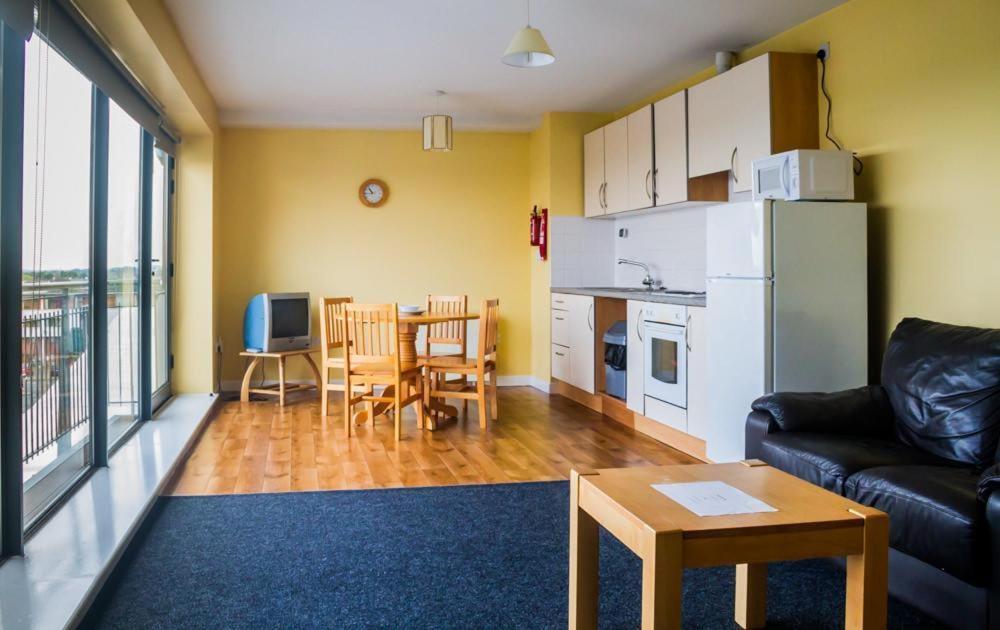 Gateway Student Village ダブリン エクステリア 写真